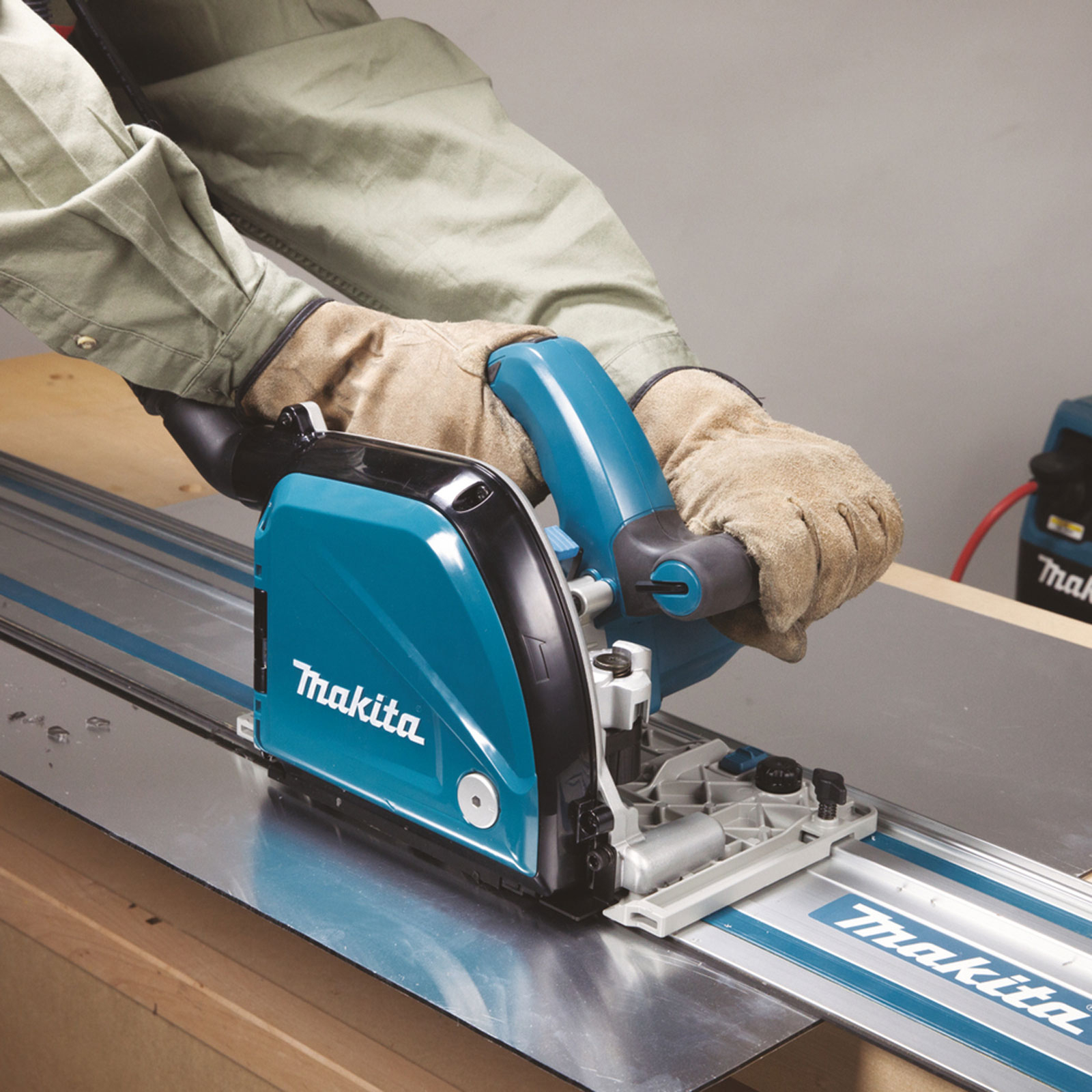 Makita CA5000XJ Plattenfräse 1.300 W im MAKPAC