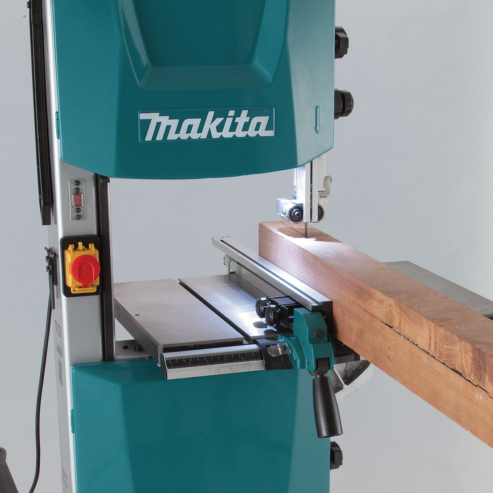 Makita LB1200F Bandsäge 900 W