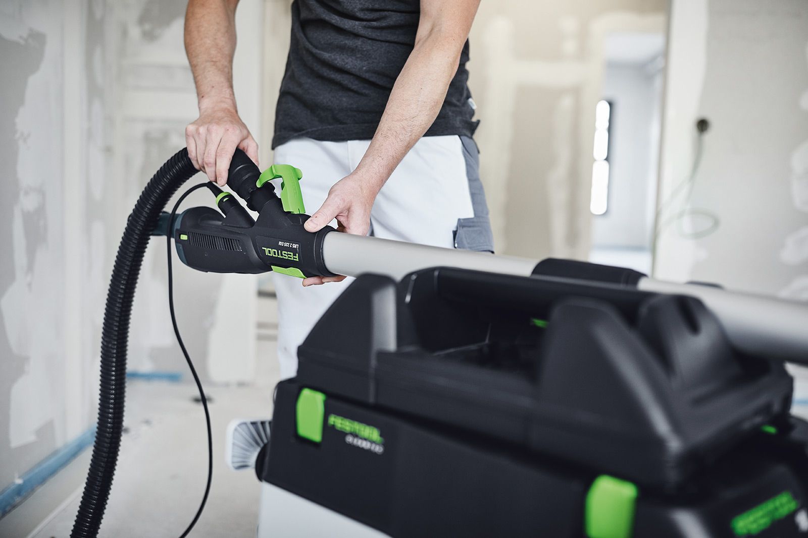 festool_anwendungsbild_se_lhs2225eqi_575990_a_84a_1