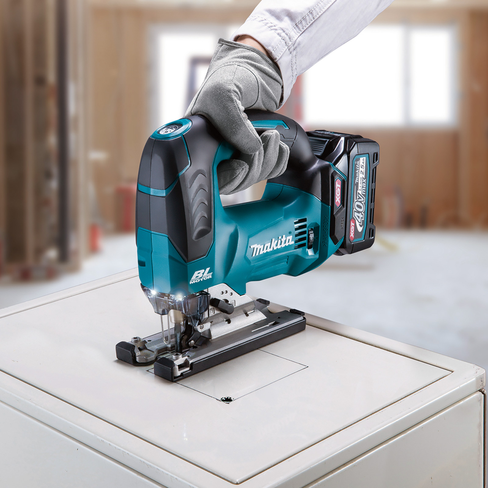 Makita Akku-Pendelhubstichsäge 40V max. Solo - JV002GZ