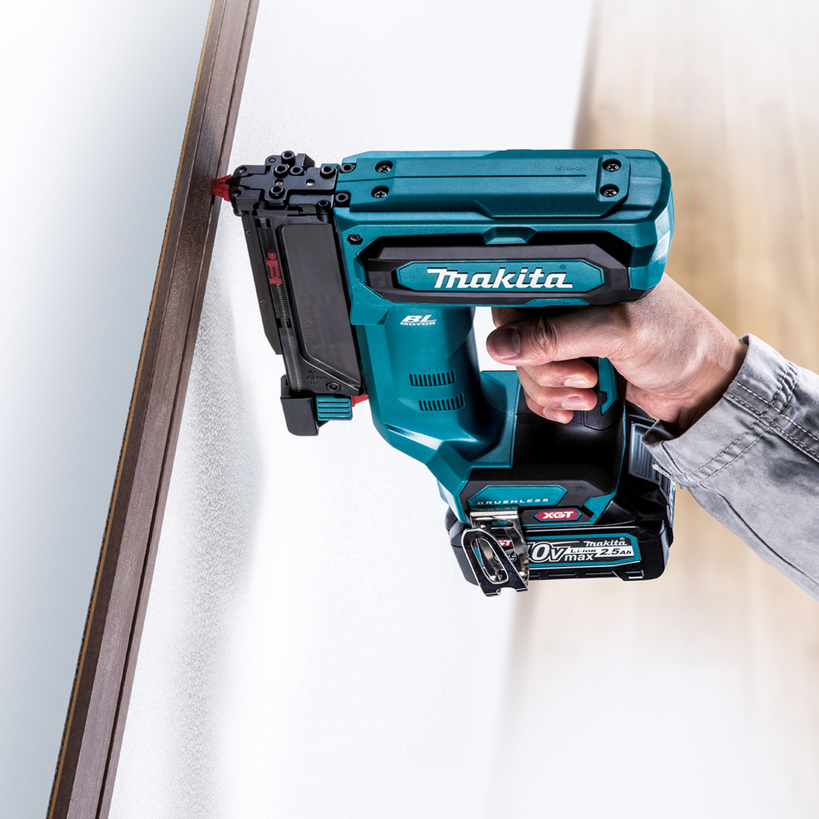 Makita PT001GZ Akku-Stiftnagler 40V max. Solo