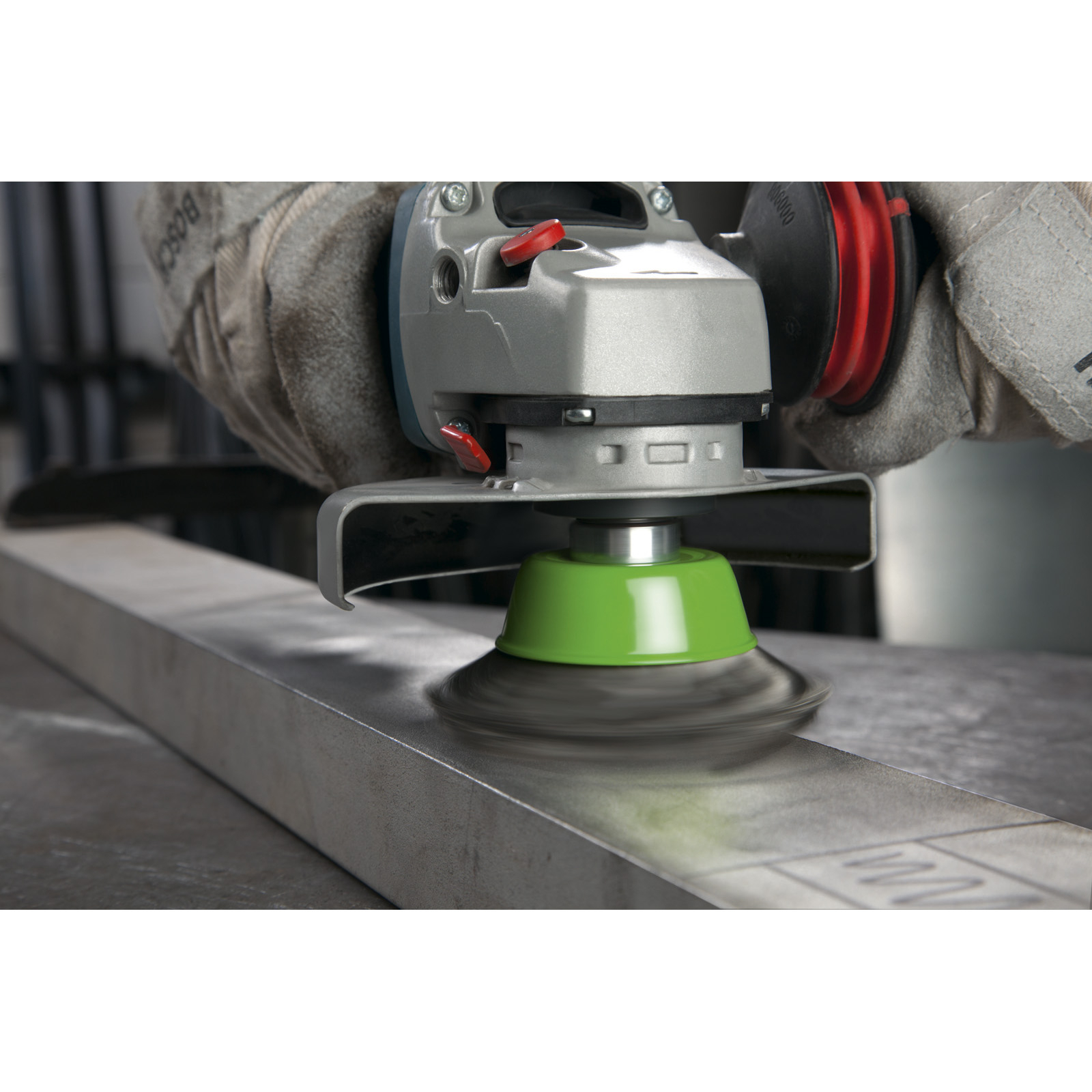 Bosch Topfbürste gewellter Stahldraht M 14 0,3 x 100 mm - 2608622103