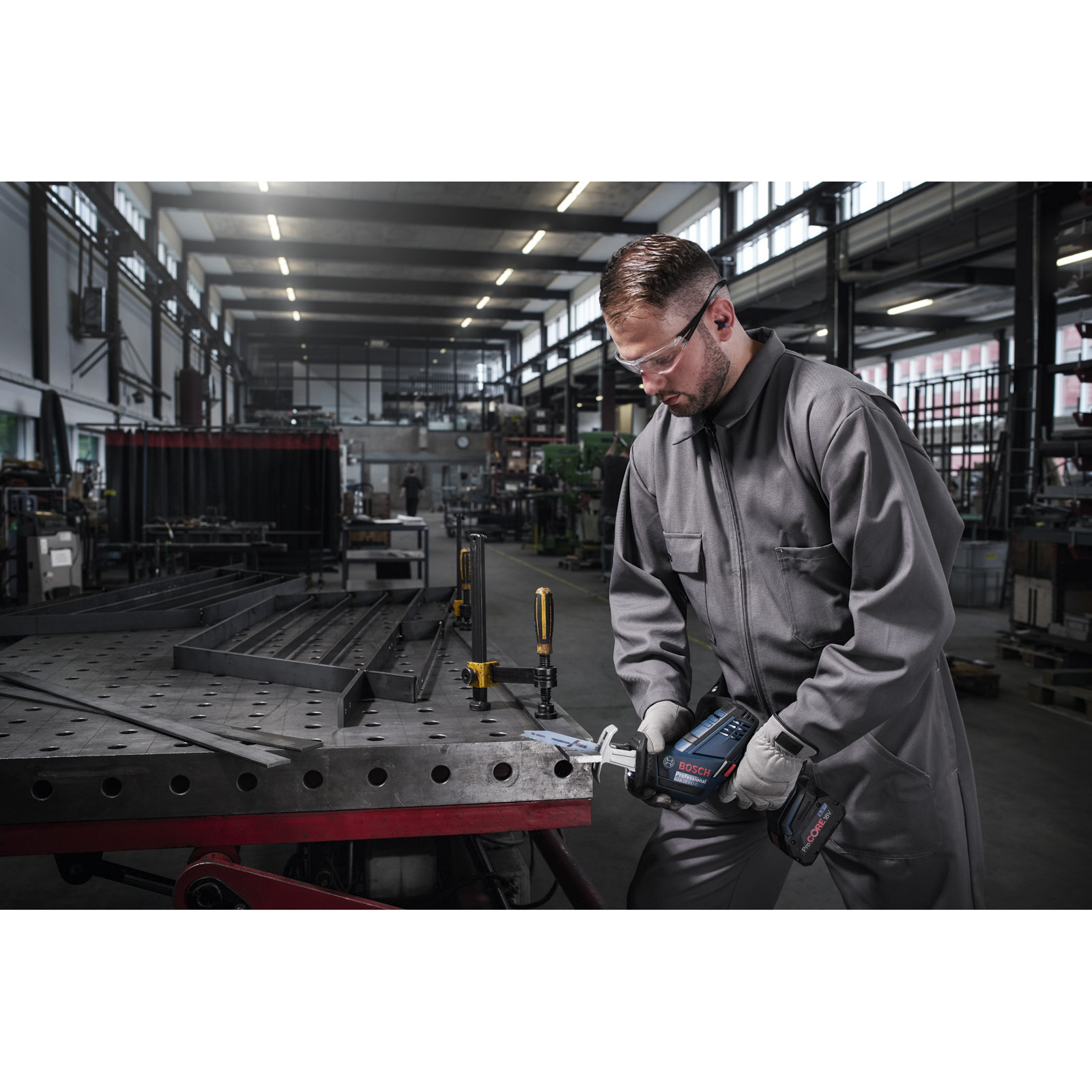 bosch_ecommerce_rsb_s123xf_application_wideshot_1871375