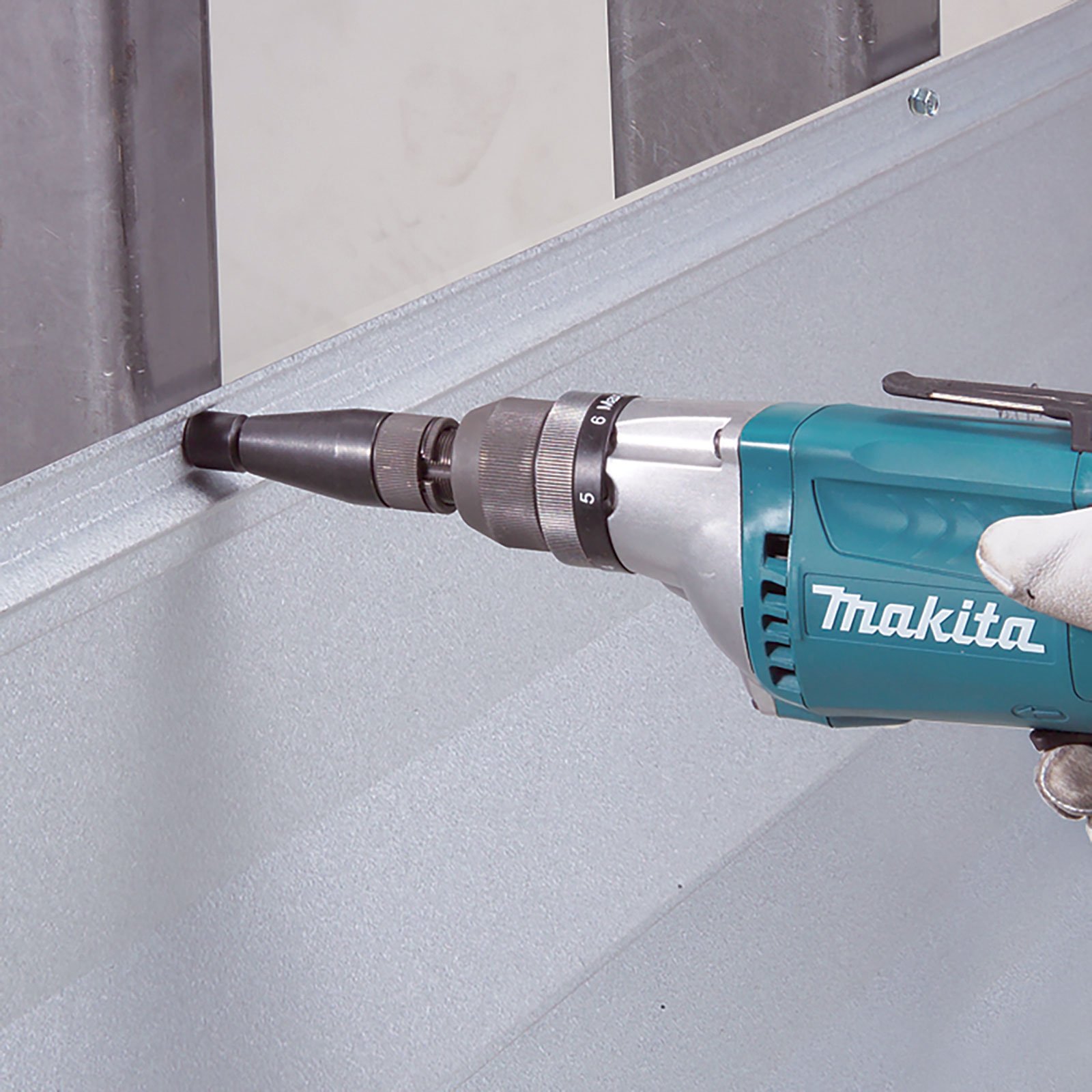 Makita FS2700 Schnellbauschrauber 570 W 2.500 min-1