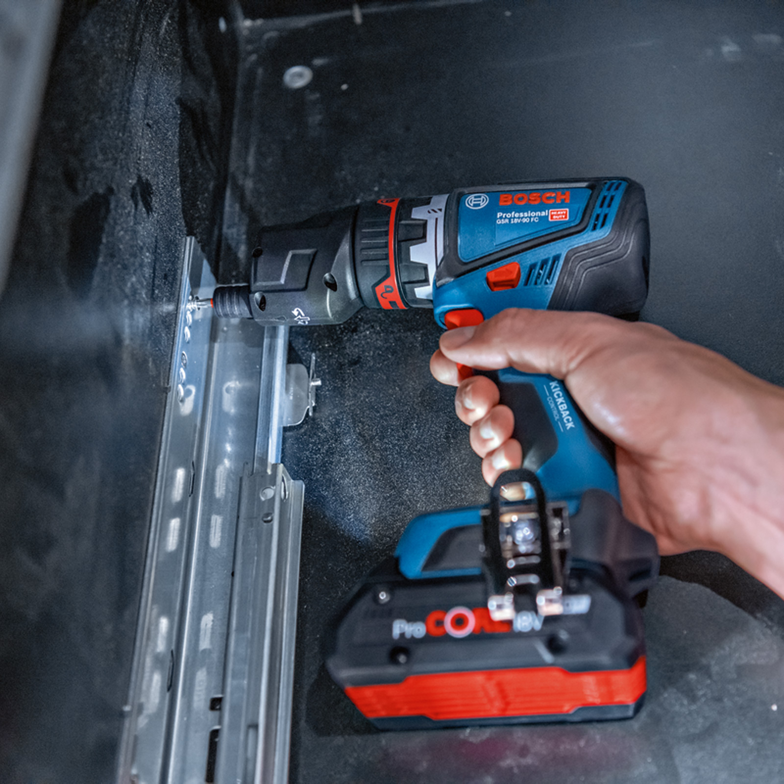 Bosch Akku-Bohrmaschine GSR 18V-90 FC / 2x 4,0 Ah ProCORE18V + Aufsätze + L-Boxx - 06019K6200