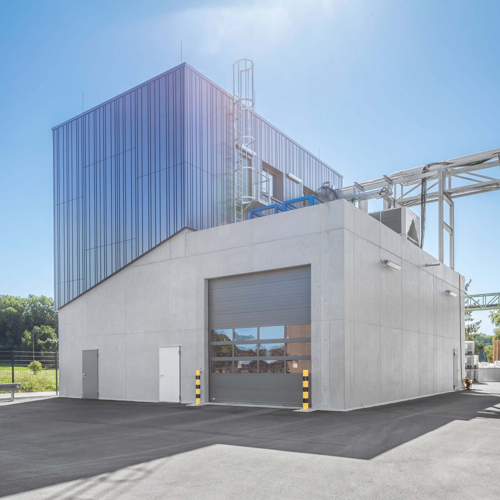 Günzburger Steigtechnik einzügige Steigleiter mit Rückenschutz (Bau) Aluminium blank 8,48 m - 0510115