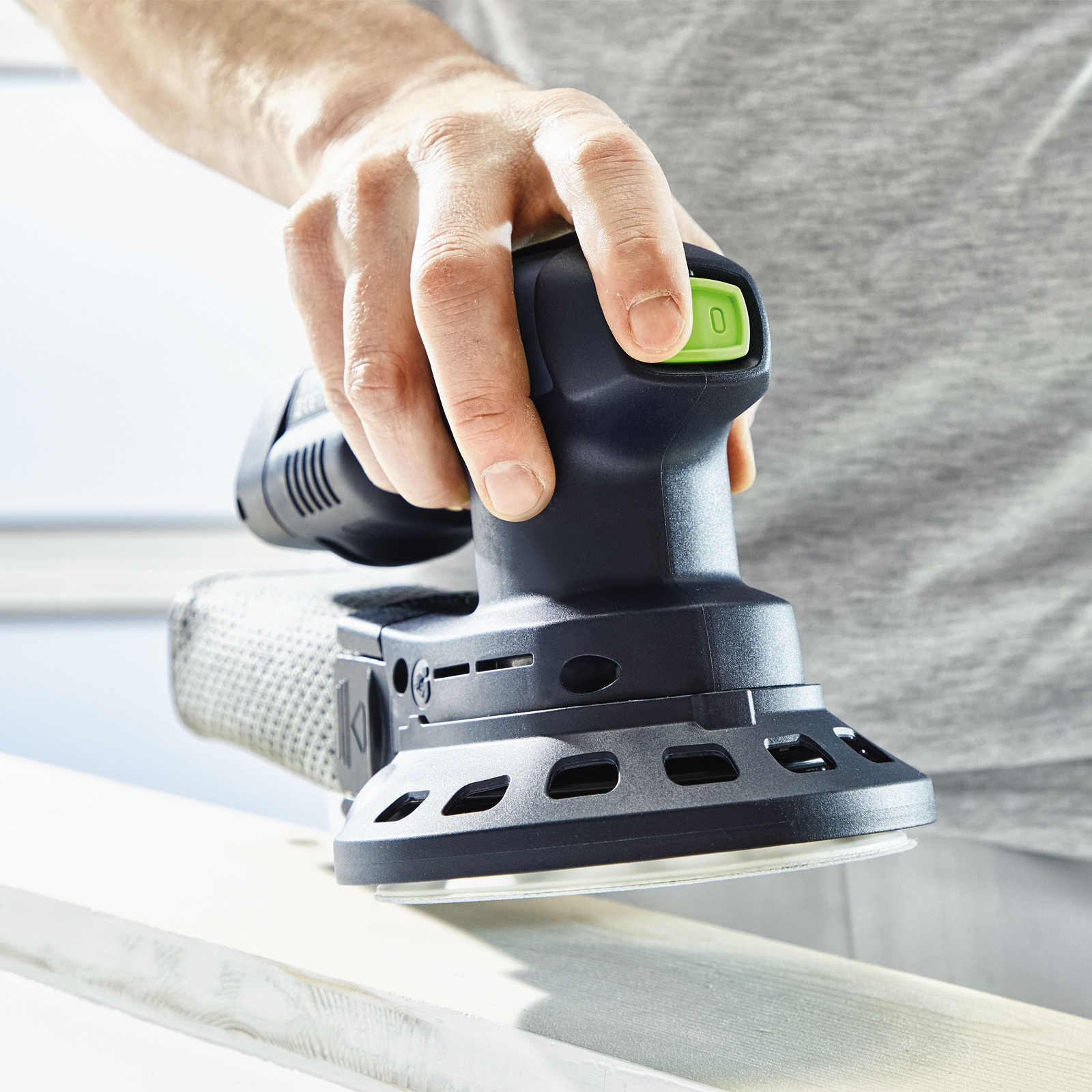 Festool Akku-Exzenterschleifer ETSC 125 3,0 I-Plus / 2x 3,0 Ah Akku + Ladegerät + Zubehör im Systainer - 577694